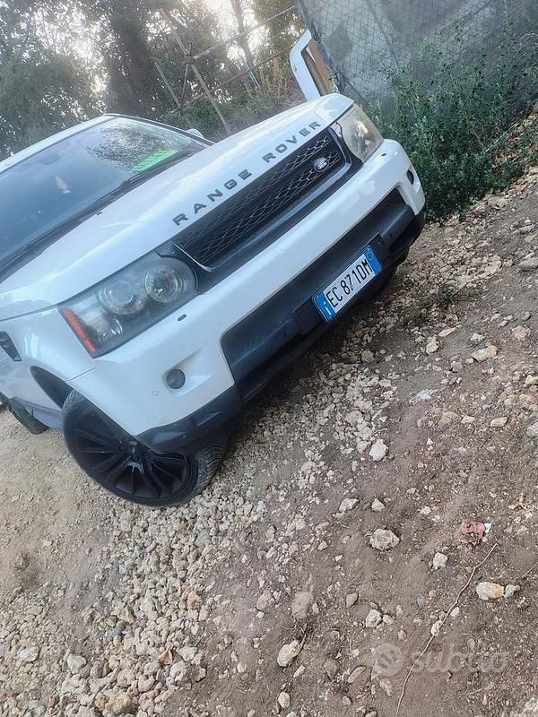 Bianco Usata 2011 Land Rover Range Rover Sport HSE SUV | 8000 € - Immagine 1/3