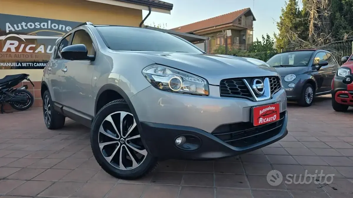 Usata Nissan Qashqai Tekna 110 CV (80 kW) 2013 Grigio SUV