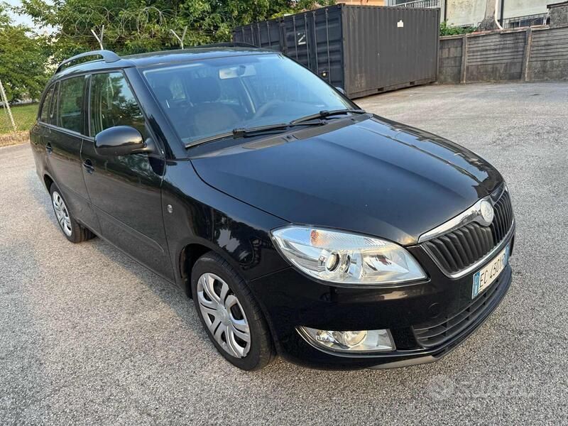 Usata Skoda Fabia 90 CV (66 kW) 2010 Nero(met.) Utilitaria