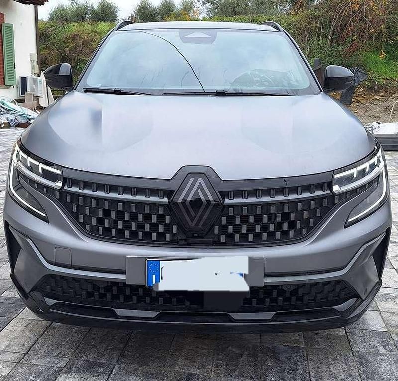 Usata Renault Austral Iconic Esprit Alpine 131 CV (96 kW) 2023 Grigio SUV