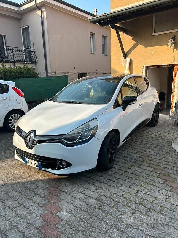 Usata Renault Clio IV 90 CV (66 kW) 2013 Berlina