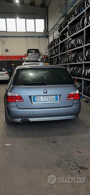 Usata BMW 530 231 CV (169 kW) 2009 Grigio Station wagon