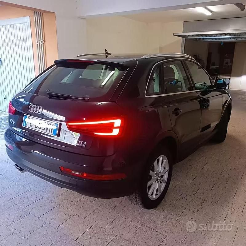 Usata Audi Q3 150 CV (110 kW) 2016 Nero SUV