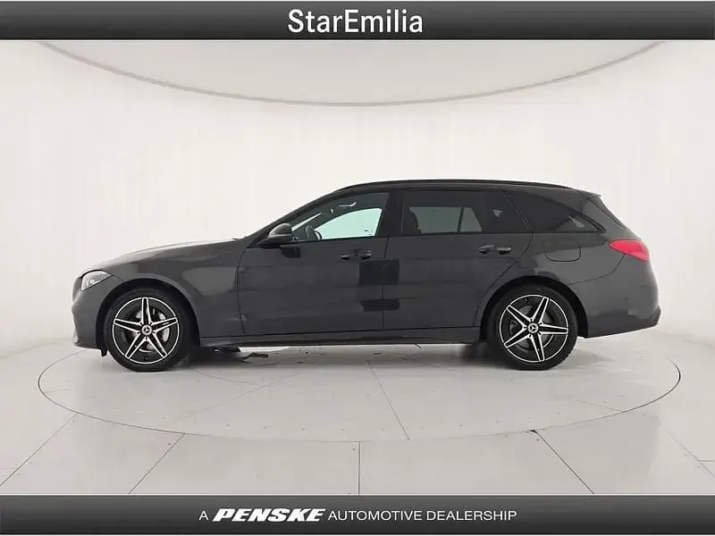 Usata Mercedes 300 Advanced Plus 313 CV (230 kW) 2025 Station wagon
