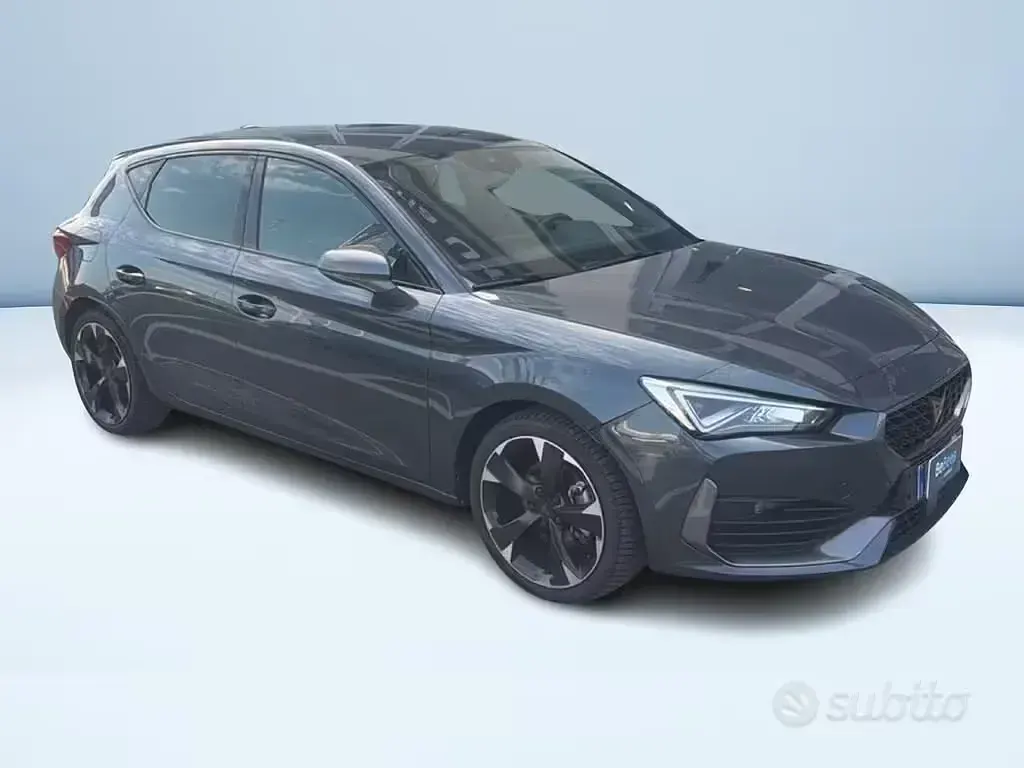 Usata Cupra Leon 150 CV (110 kW) 2024 Grigio Berlina