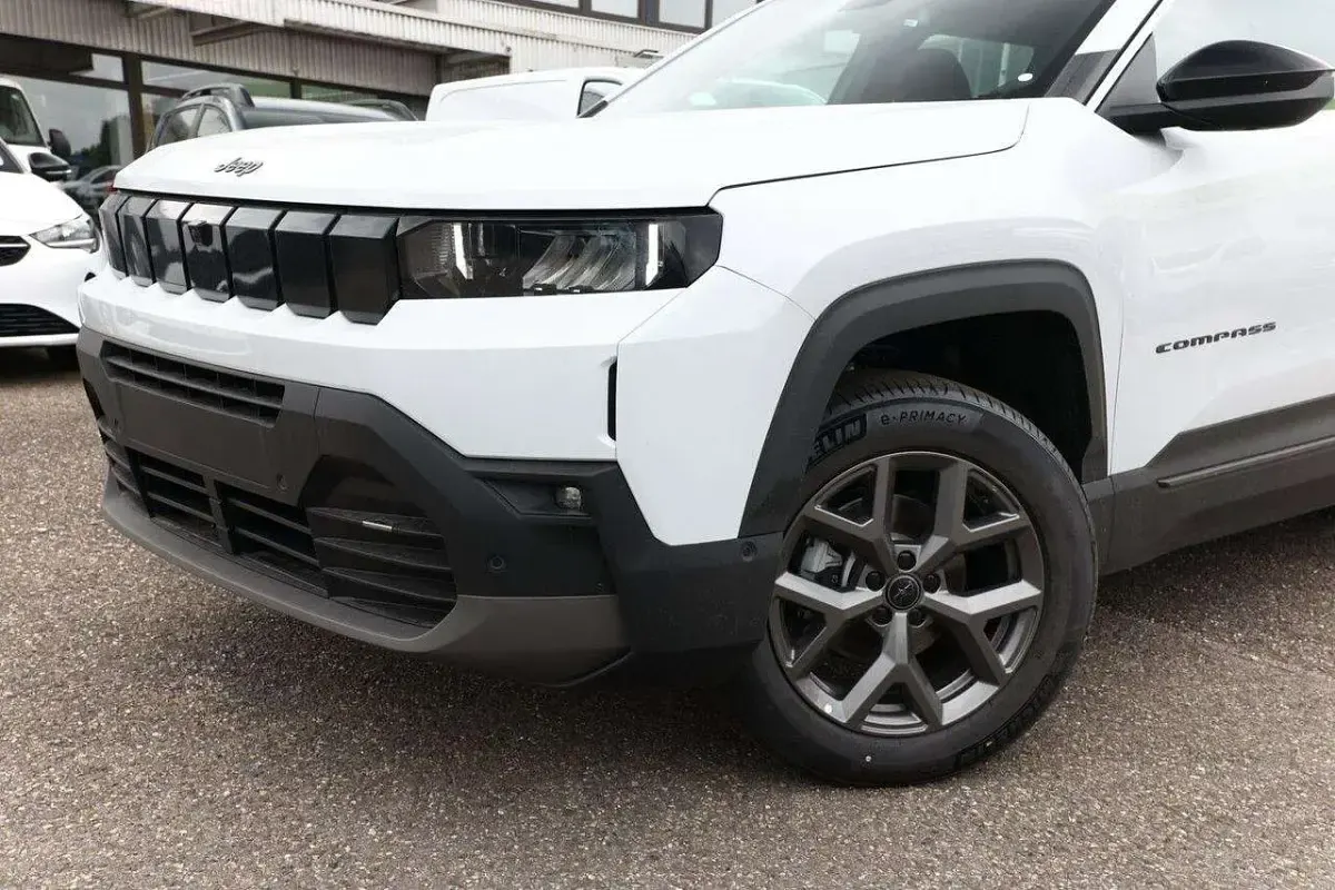 Nuova Jeep Compass Altitude 136 CV (100 kW) 2026 Bianco SUV