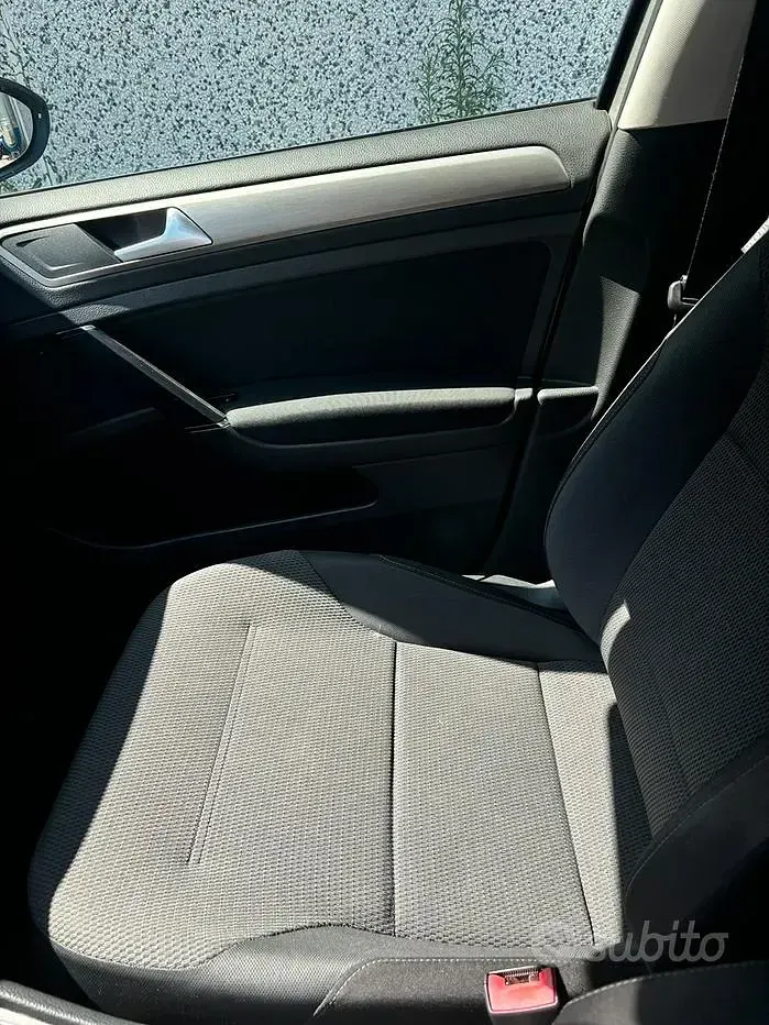 Usata VW Golf VII 110 CV (80 kW) 2014 Grigio Berlina