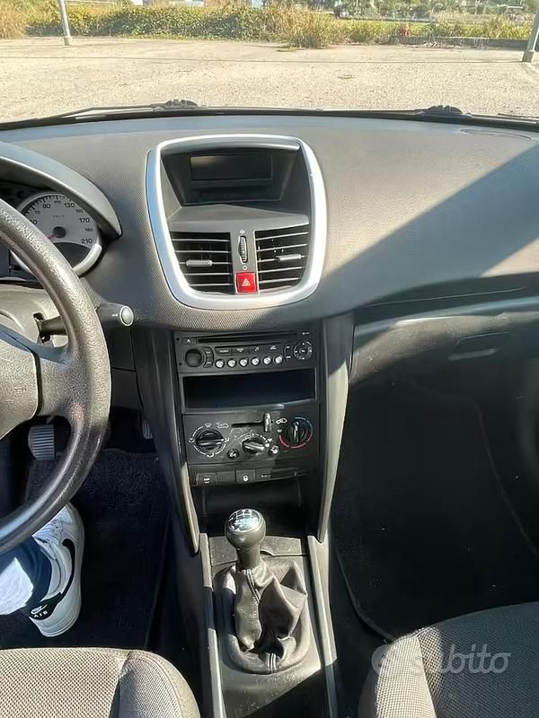 Usata Peugeot 207 75 CV (55 kW) 2009 Grigio Station wagon