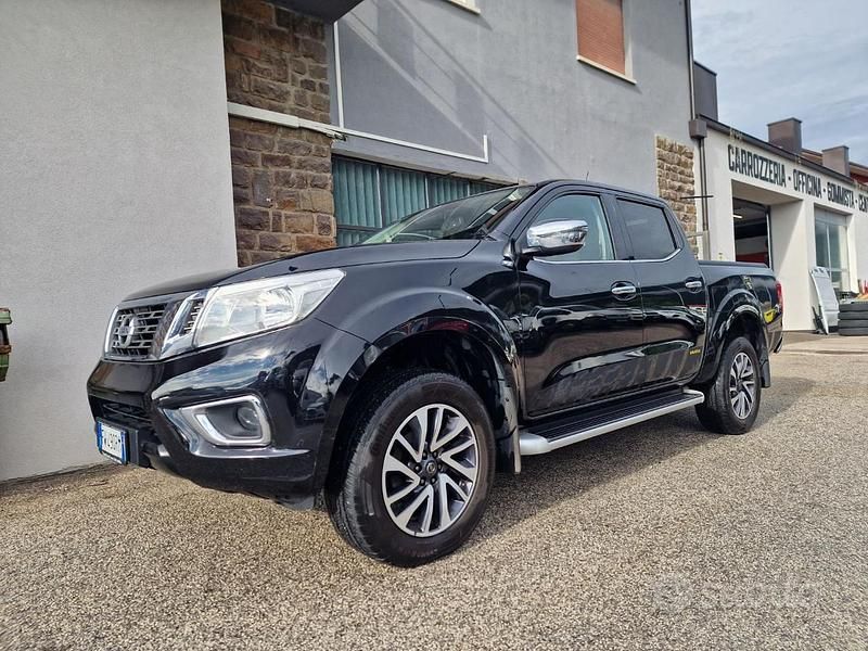 Nero(met.) Usata 2019 Nissan Navara Pick-up | 27.900 € (Cara) - Immagine 1/4