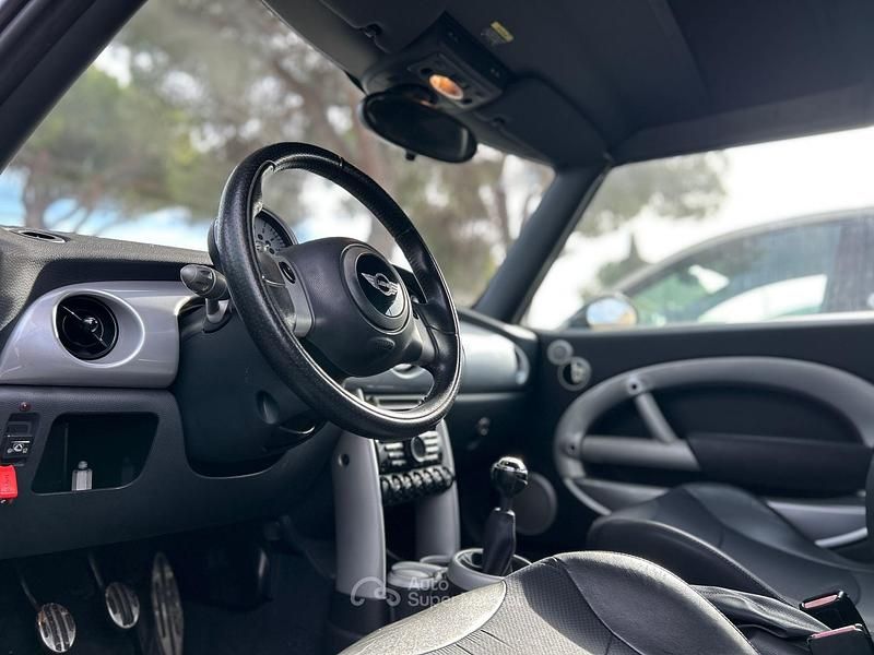 Usata Mini Cooper Cabriolet 170 CV (125 kW) 2006 Nero Cabrio