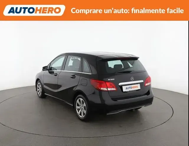 Usata Mercedes B180 Executive 122 CV (89 kW) 2018 Nero Utilitaria