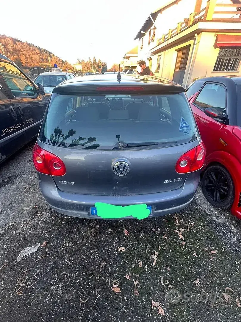 Usata VW Golf V 150 CV (110 kW) 2006 Grigio Utilitaria