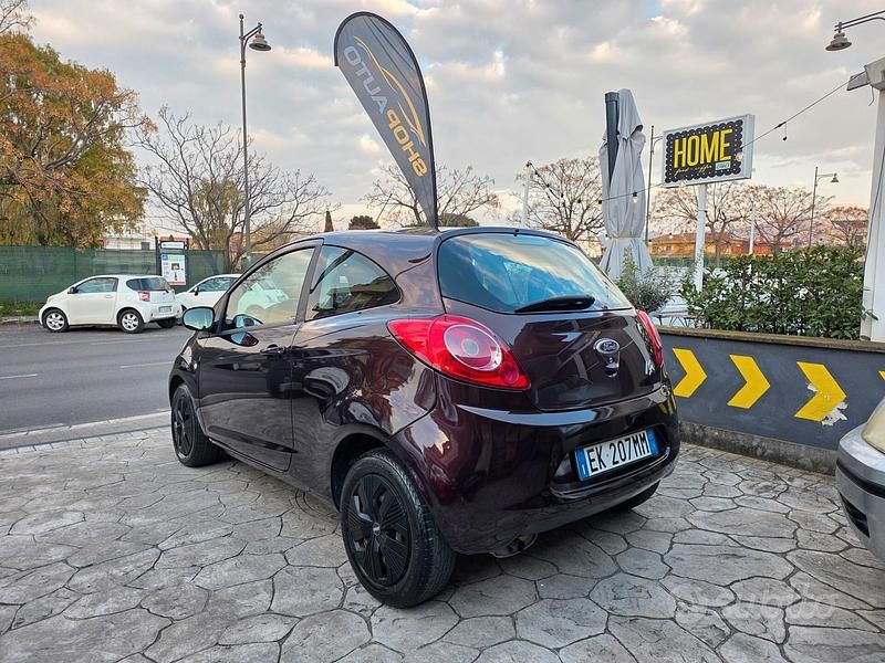 Usata Ford Ka 69 CV (50 kW) 2011 Marrone Utilitaria