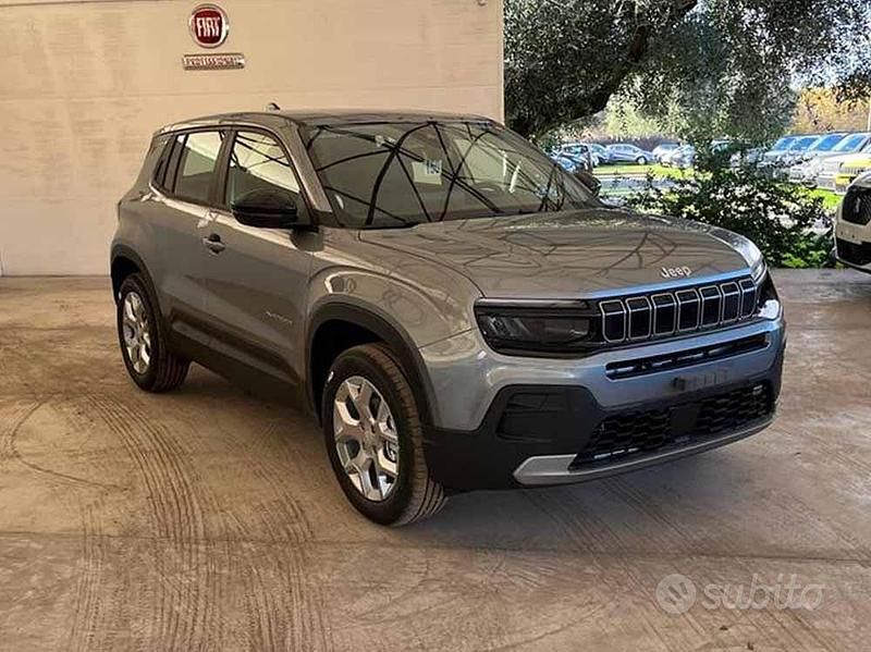 Usata Jeep Avenger Altitude 101 CV (74 kW) 2024 Grigio SUV