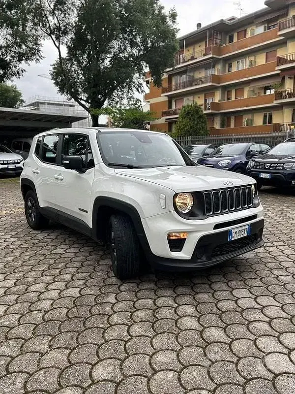 Usado Jeep Renegade Limited 120 CV (88 kW) 2023 Blanco SUV