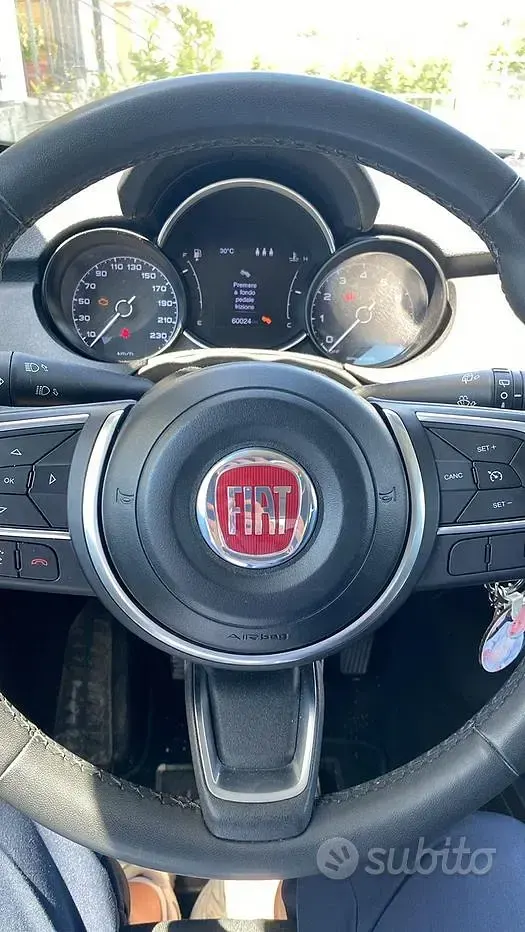 Usata Fiat 500 120 CV (88 kW) 2023 Bianco Station wagon