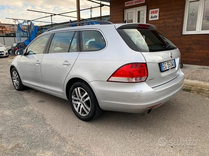 Usata VW Golf VI 105 CV (77 kW) 2011 Grigio Utilitaria