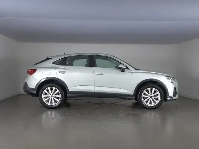 Usata Audi Q3 Sportback Business Plus 245 CV (180 kW) 2022 Argento SUV