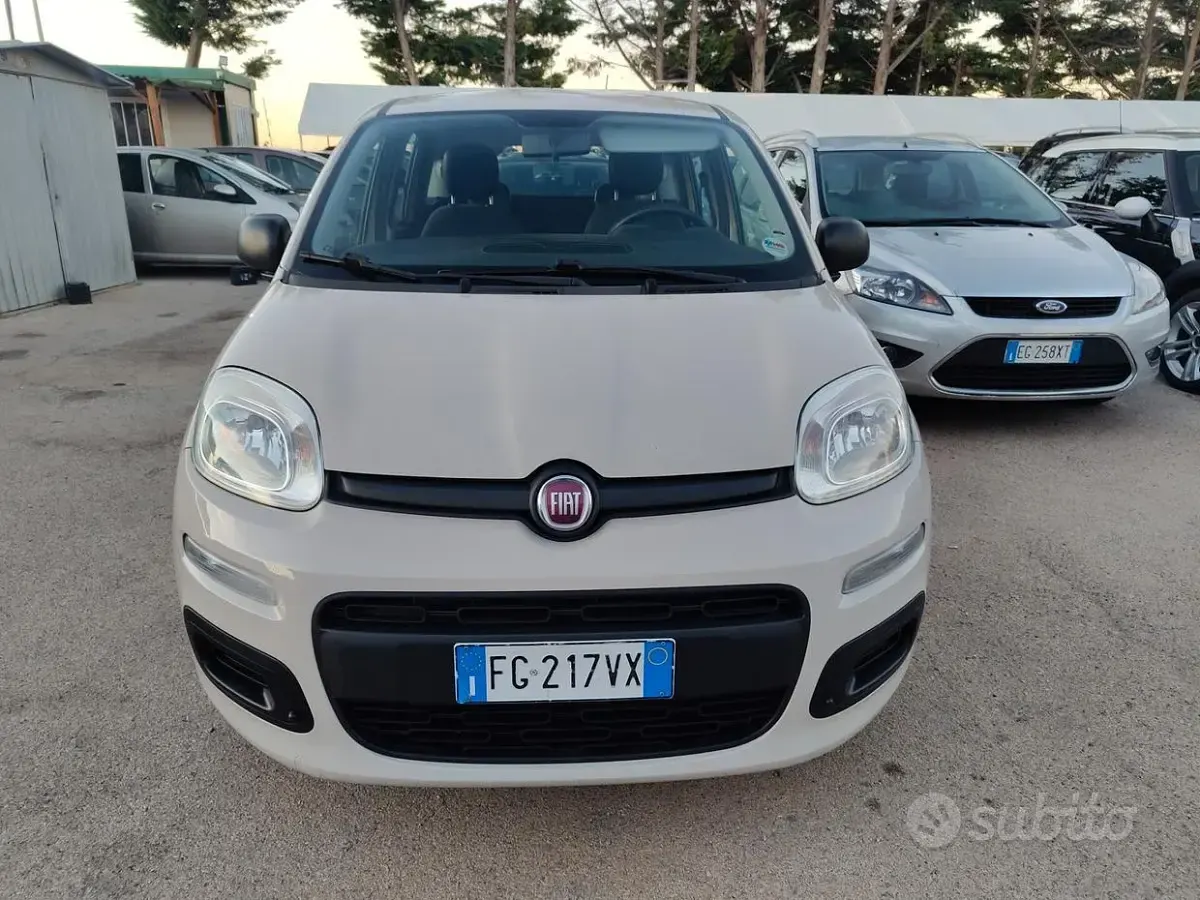 Usata Fiat Panda Easy 69 CV (50 kW) 2017 Beige Utilitaria
