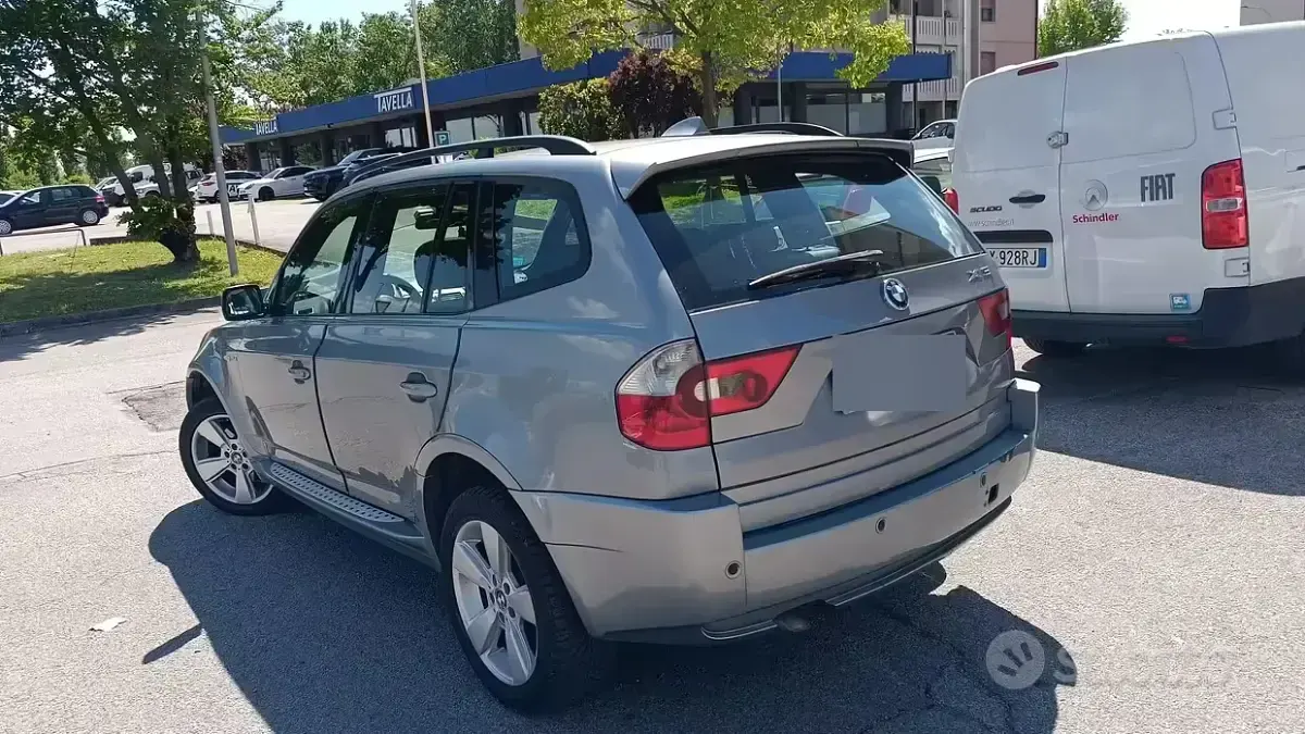 Usata BMW X3 150 CV (110 kW) 2004 Grigio SUV