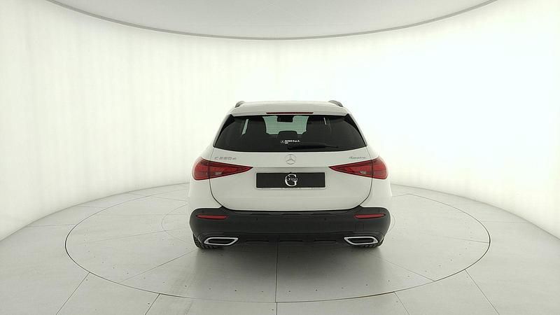 Usata Mercedes 220 Premium 200 CV (147 kW) 2022 Bianco Station wagon