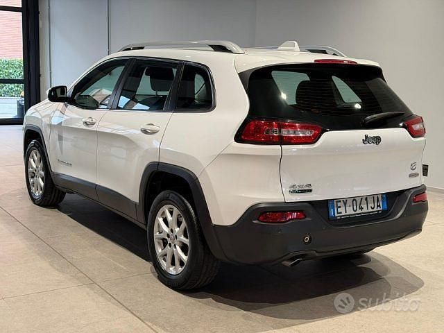 Usata Jeep Cherokee Longitude 140 CV (102 kW) 2015 Bianco SUV