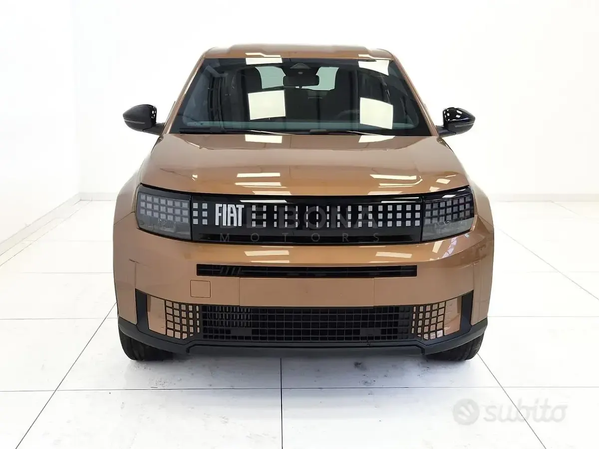 Nuova Fiat Grande Panda Icon 110 CV (80 kW) 2026 Bianco Utilitaria