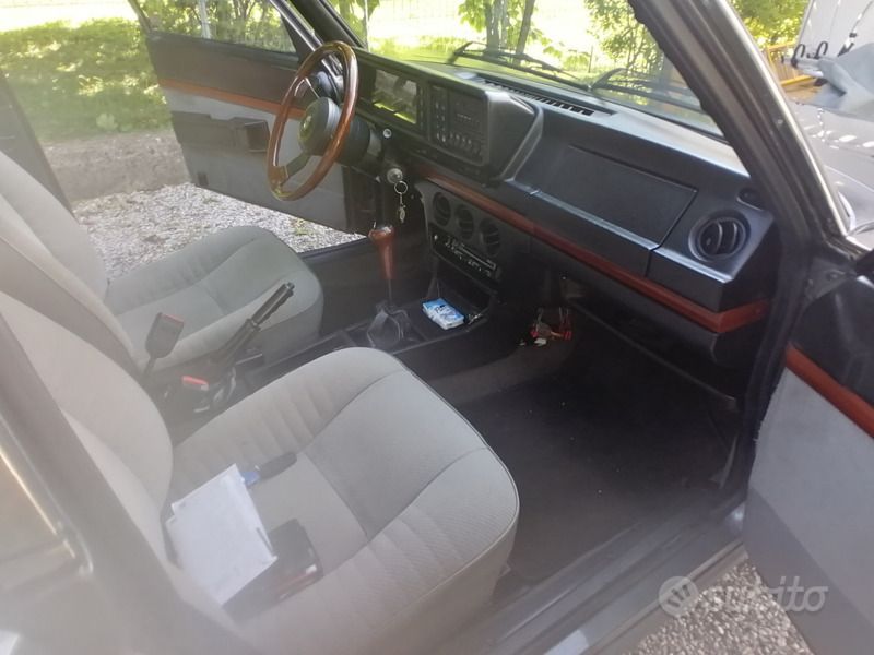 Usata Alfa Romeo Alfetta 1983 Grigio Berlina