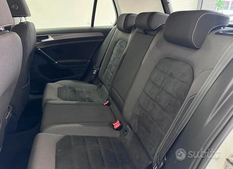 Usata VW Golf VII Highline 105 CV (77 kW) 2013 Bianco Berlina