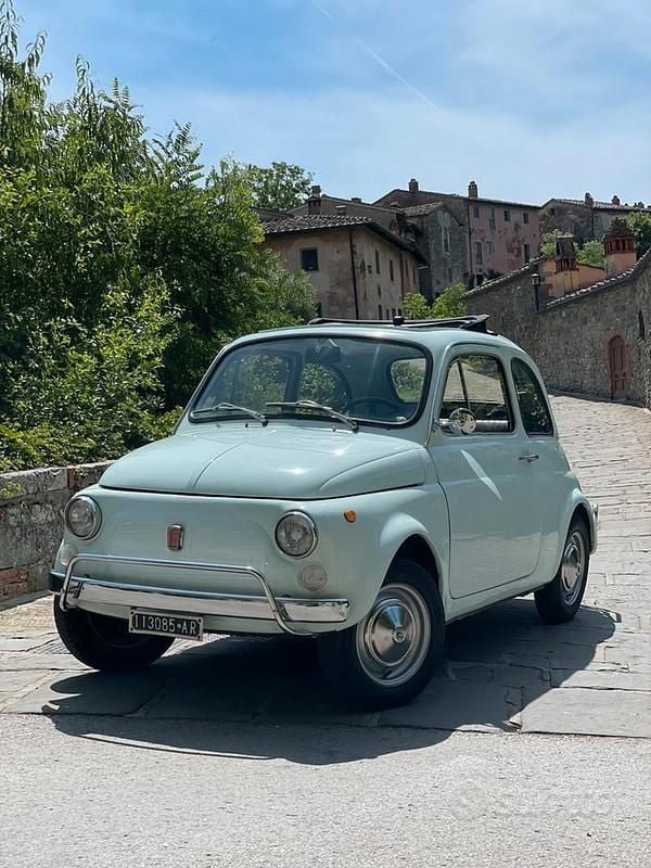 Usata 1950 Fiat 500 Cabrio | 6750 € - Immagine 1/4