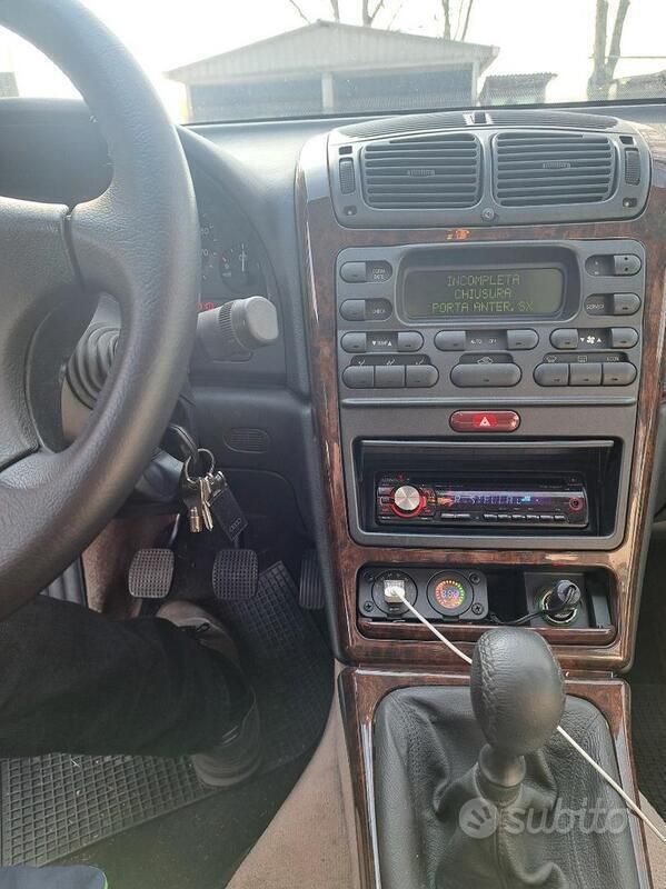 Usata Lancia Kappa 220 CV (161 kW) 1998 Verde Berlina