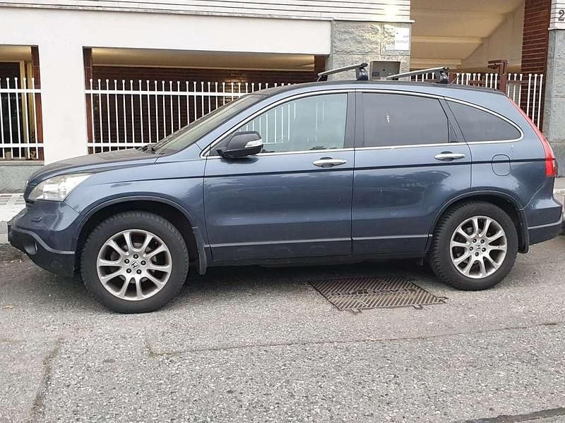 Grigio Usata 2010 Honda CR-V SUV | 5000 € - Immagine 1/1