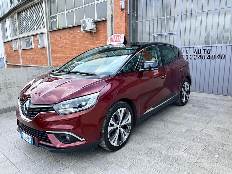 Usata Renault Scénic IV Initiale 120 CV (88 kW) 2019 Marrone Monovolume