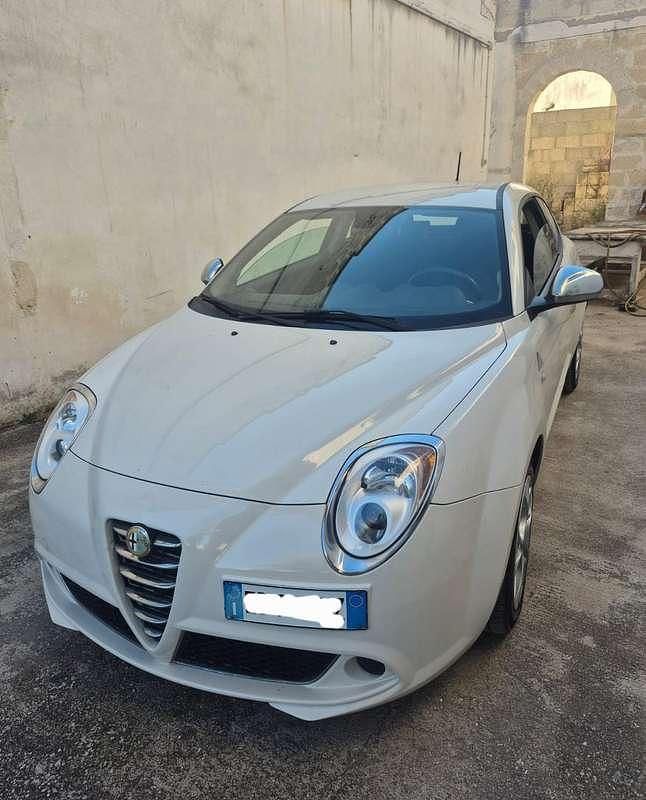 Usata 2010 Alfa Romeo MiTo Due volumi | 3650 € (Molto cara) - Immagine 1/4