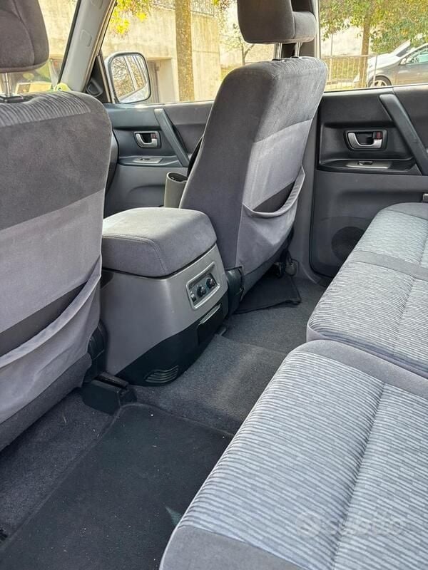 Usata Mitsubishi Pajero 160 CV (117 kW) 2007 Grigio SUV