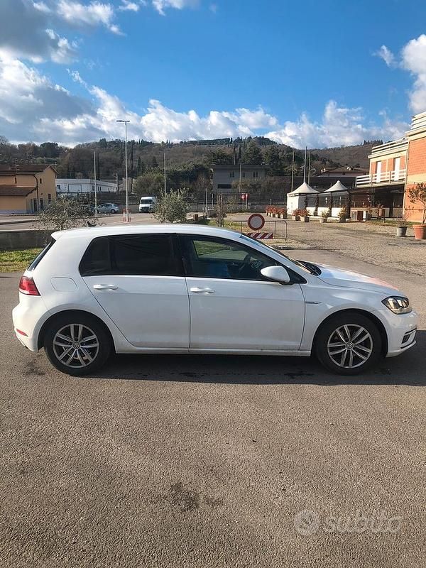 Usata VW Golf VIII Executive 2020 Bianco Berlina