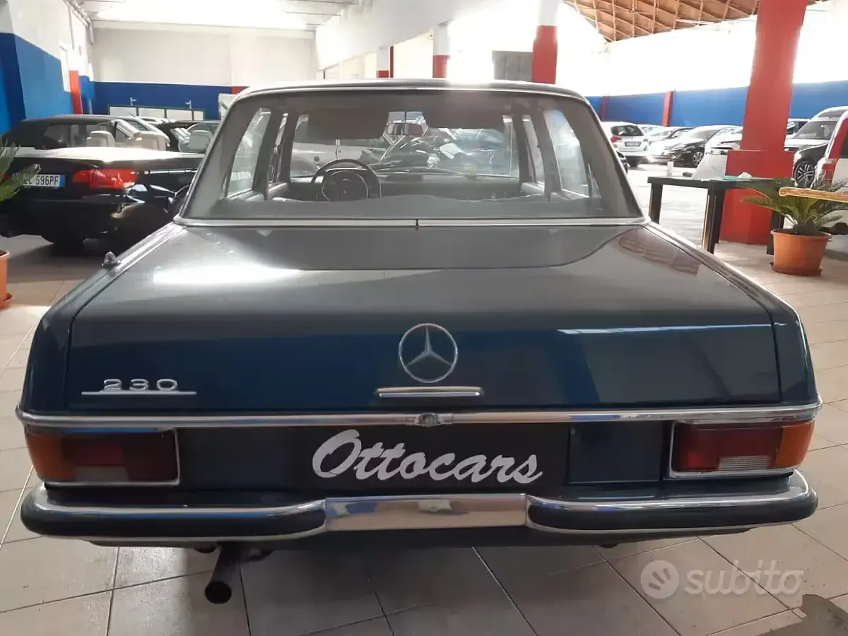 Usata Mercedes 230 135 CV (99 kW) 1960 Blu Berlina