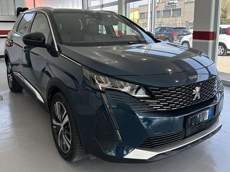 Blu/azzurro Usata 2024 Peugeot 5008 Active SUV | 27.900 € (Ottimo prezzo) - Immagine 1/4
