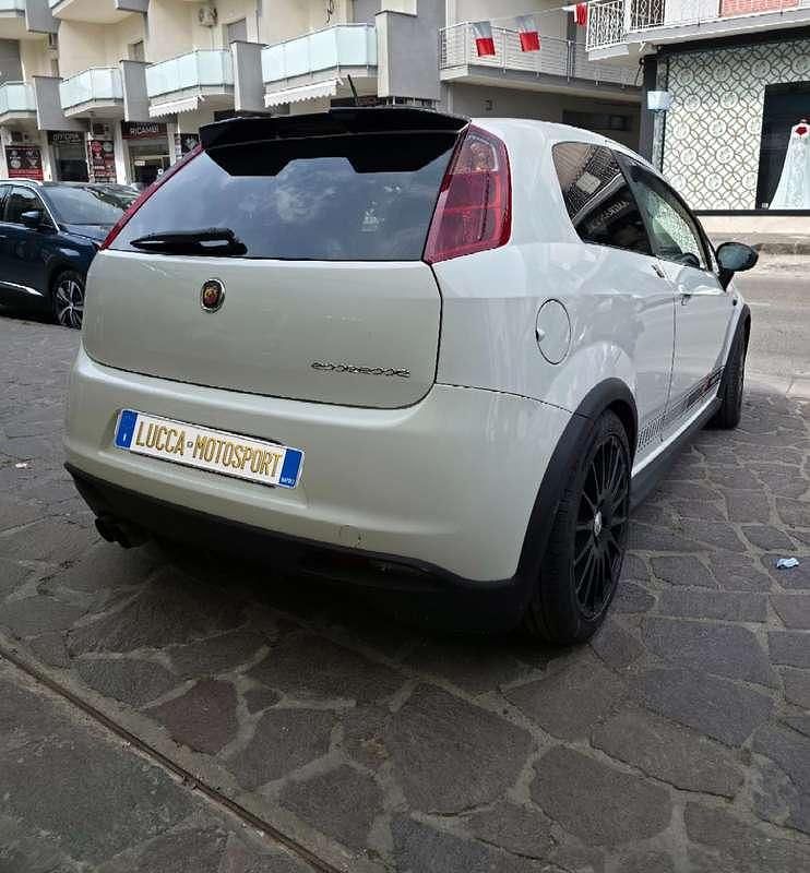Usata Abarth Grande Punto Esseesse 179 CV (131 kW) 2008 Bianco Utilitaria