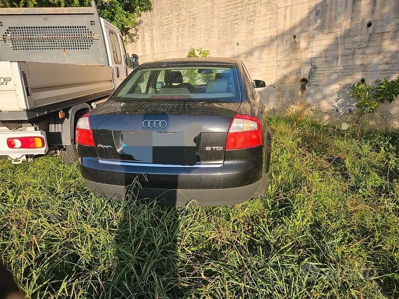 Usata Audi A4 130 CV (95 kW) 2002 Nero Berlina