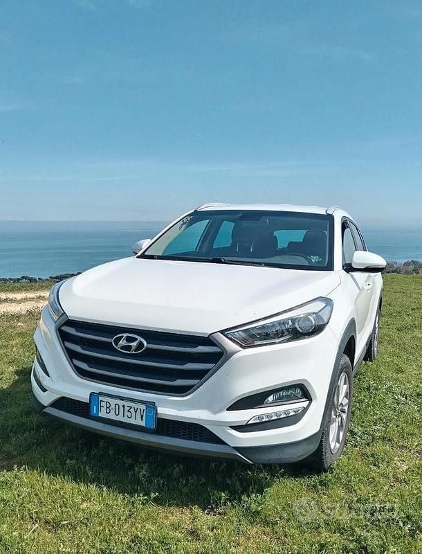 Usata Hyundai Tucson 2015 Bianco SUV
