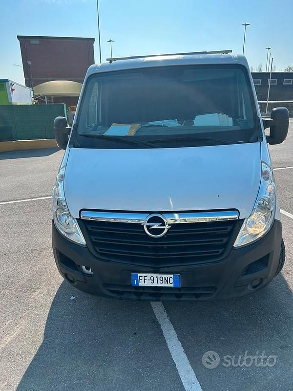 Usata Opel Movano 110 CV (80 kW) 2016 Bianco Monovolume