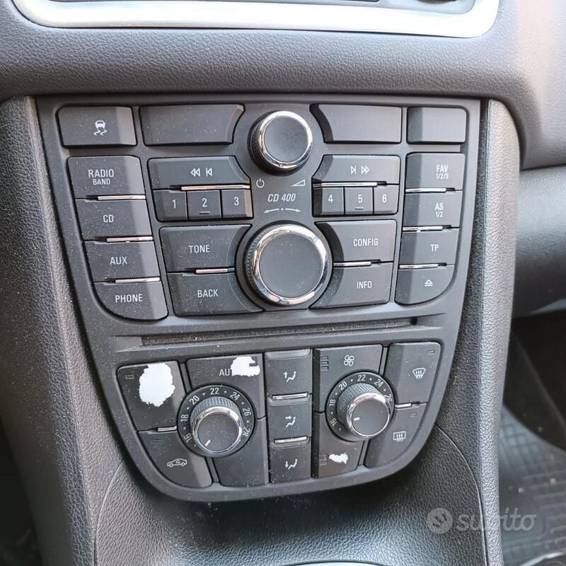 Usata 2015 Opel Meriva Monovolume | 3000 € (Ottimo prezzo) - Immagine 1/4