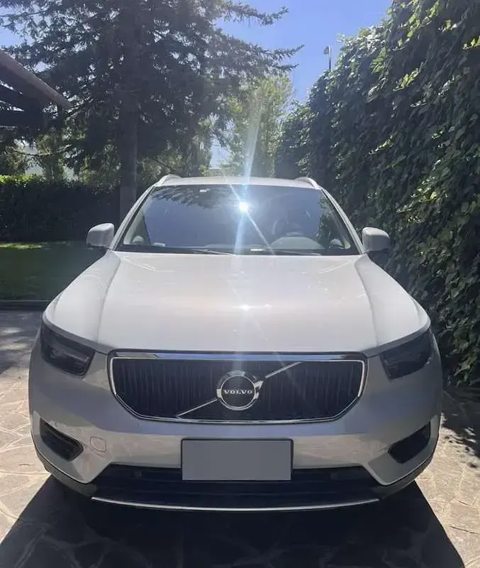 Usata Volvo XC40 Momentum 129 CV (94 kW) 2020 SUV