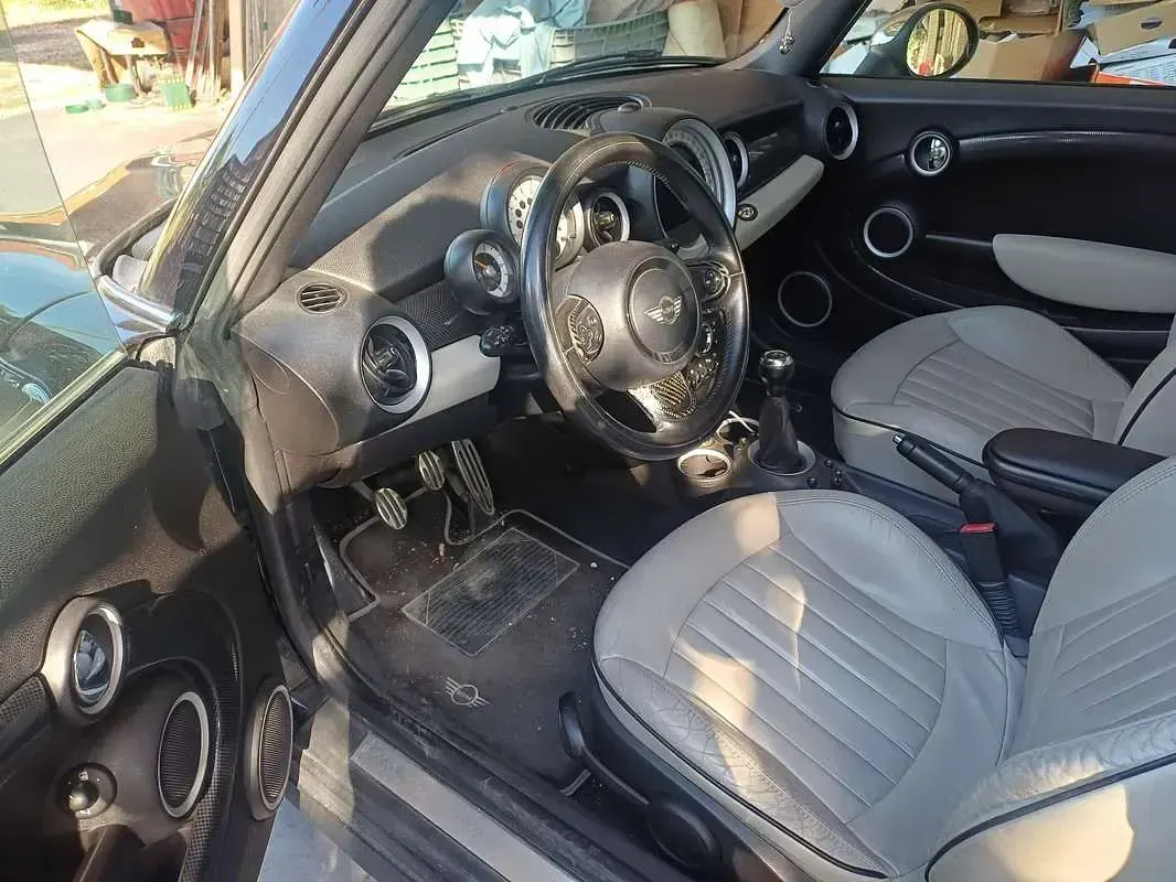 Usata Mini Cooper S Cabriolet 184 CV (135 kW) 2012 Cabrio