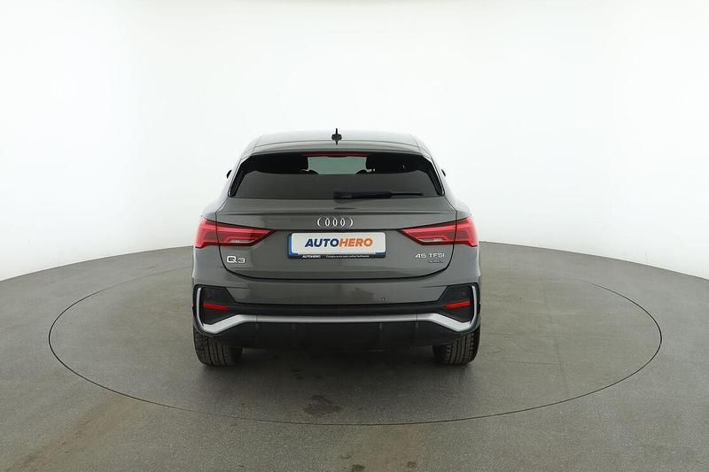 Usata Audi Q3 Sportback S-Line 230 CV (169 kW) 2020 Grigio SUV