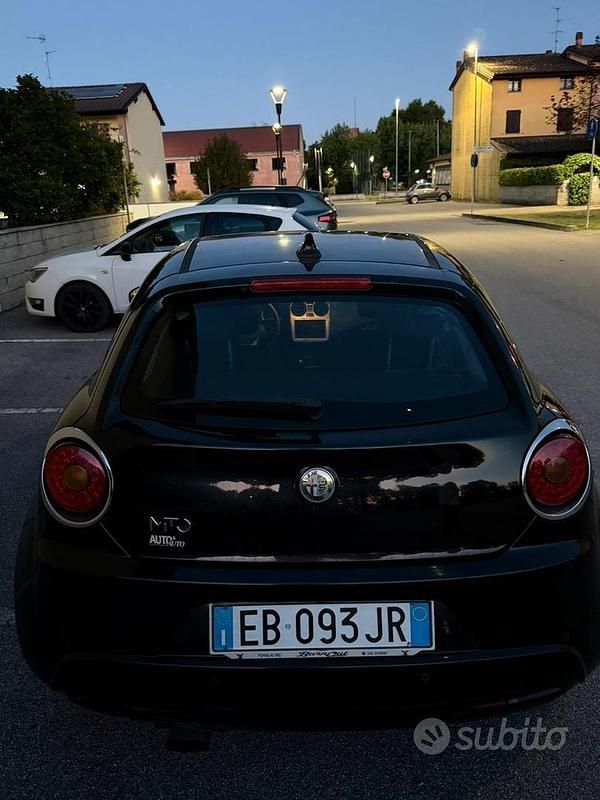 Usata Alfa Romeo MiTo 95 CV (69 kW) 2010 Nero Utilitaria
