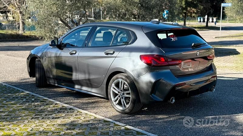 Usata BMW 118 M Sport 150 CV (110 kW) 2020 Grigio Utilitaria