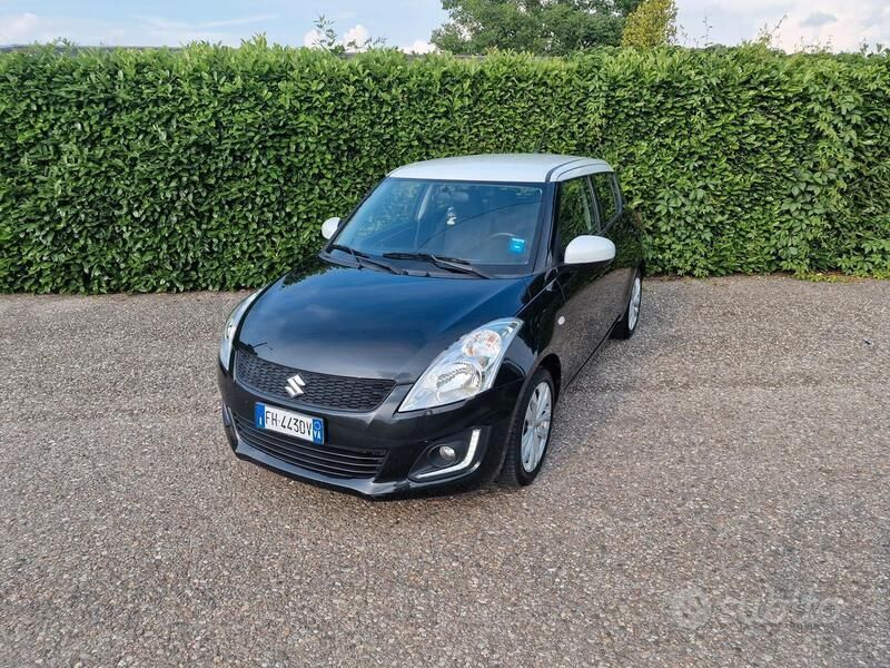 Usata 2017 Suzuki Swift Due volumi | 7497 € (Buon prezzo) - Immagine 1/4