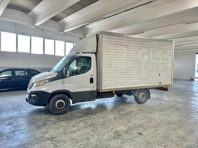 Usata Iveco 35.12 115 CV (84 kW) 2019 Bianco Furgone